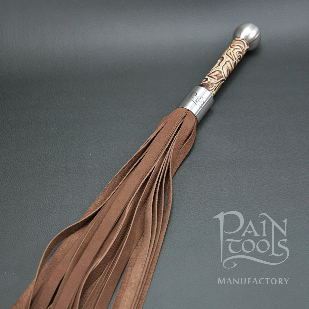 Taurus_strong_M15_cognac_nubuk_-_Ledergriff_copper-rose.png